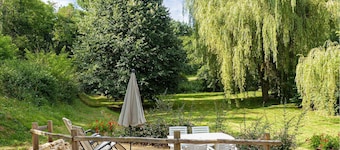 2 bedroom stunning home in Nanteuil-en-Vallée