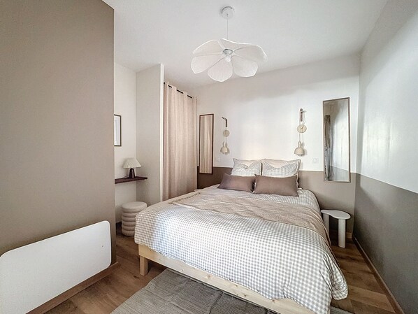 Comfort Apartment, Non Smoking | Iron/ironing board, free WiFi - SacresappartsLib (Reims)