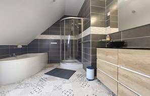 Hair dryer - 3 bedroom cozy home in Roquetoire (Roquetoire)