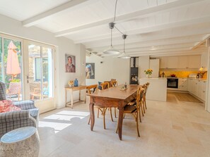 Dining - Vacation home  by Interhome (L'Île)