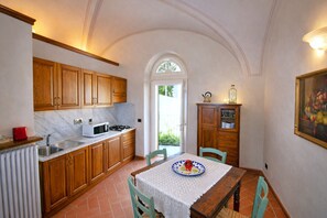 Dining - Accessible Holiday Suite in Sensano (Volterra (PI))
