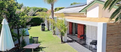 Apartment, 2 Bedrooms, Garden View | Terrace/patio