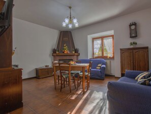 TV - Pianaccio by Interhome (Castelnuovo di Garfagnana)