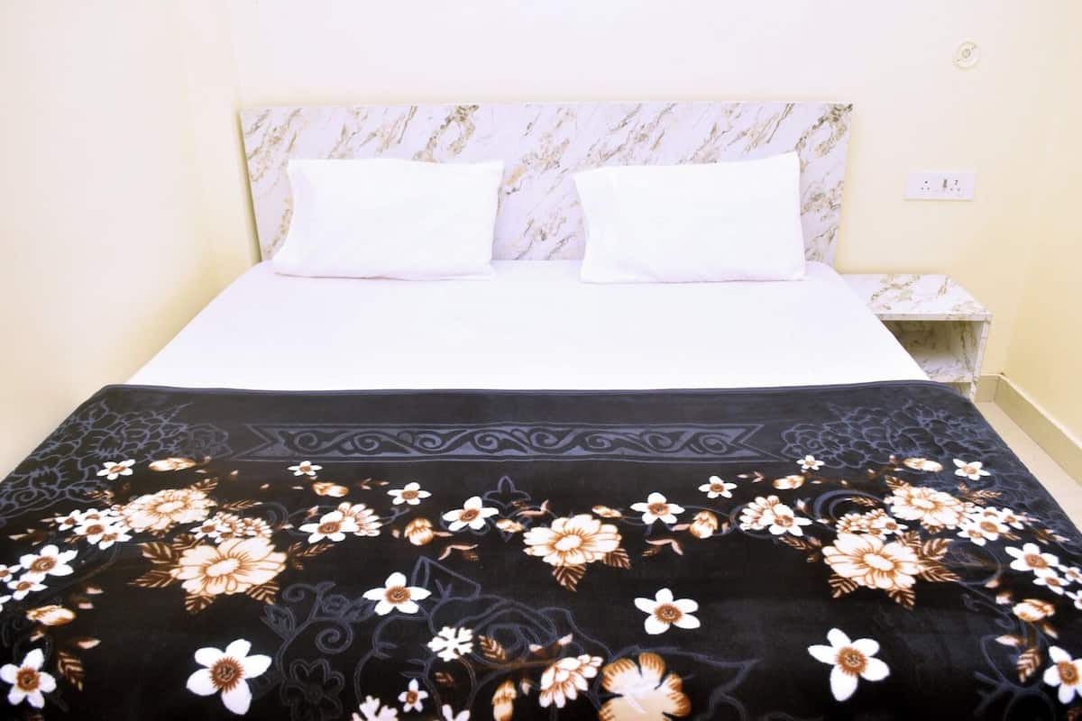 Deluxe Room | Free WiFi