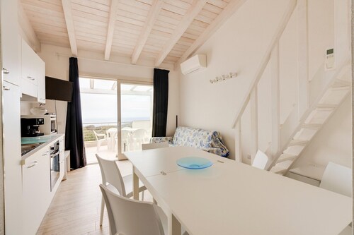 Terrazza, air conditioning and post bus private