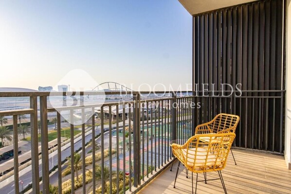 Apartment, Balcony, Park View | Property grounds - Bloomfields 1br Deluxe in Water Edge (Abu Dhabi)