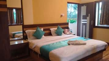 Superior Double Room, Balcony, Garden View | Free WiFi