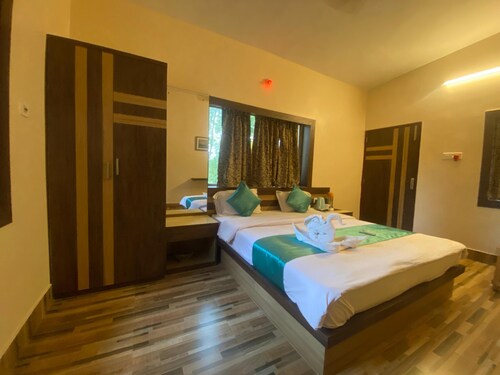 Sundarban Tiger Roar Resort