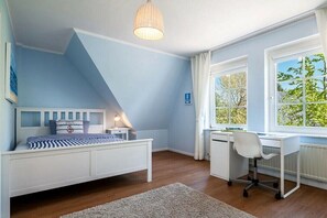 2 Schlafzimmer, Schreibtisch, Bügeleisen/Bügelbrett, kostenloses WLAN