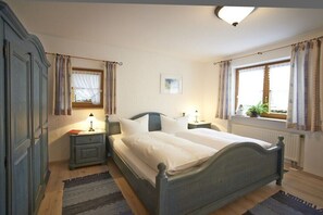 2 Schlafzimmer, Bügeleisen/Bügelbrett, Reisekinderbett, kostenloses WLAN