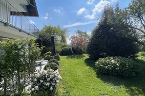 Property grounds - 2-room holiday apartment with balcony (Lindau (Bodensee), Deutschland)