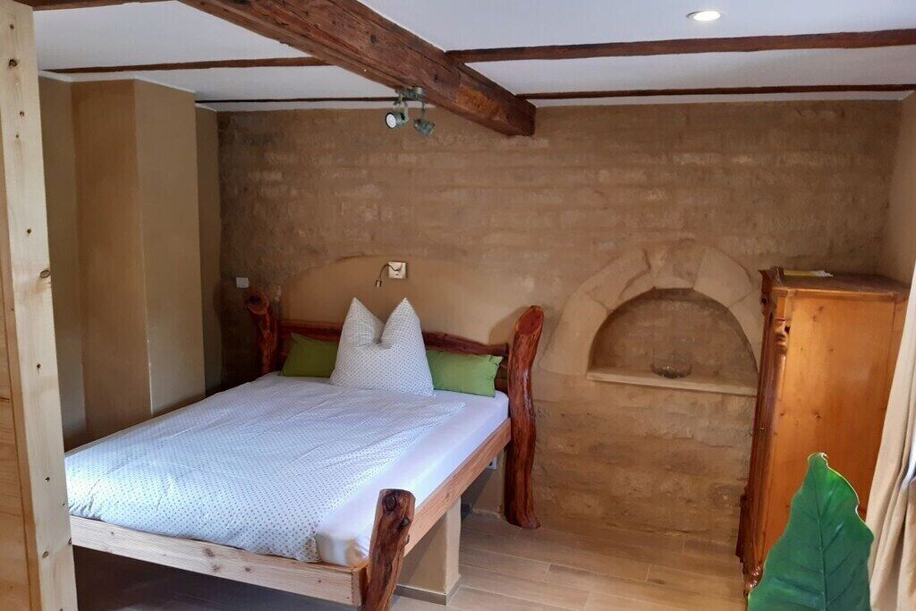 Fer et planche à repasser, Wi-Fi gratuit, draps fournis