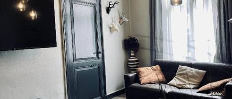 TV connectée, cheminée