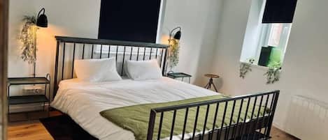 2 bedrooms, free WiFi, bed sheets