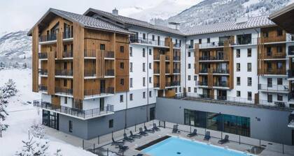 Sunny Alpine Retreat With Sauna, Pool