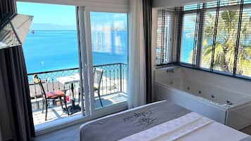 Deluxe Room, Balcony | Free WiFi