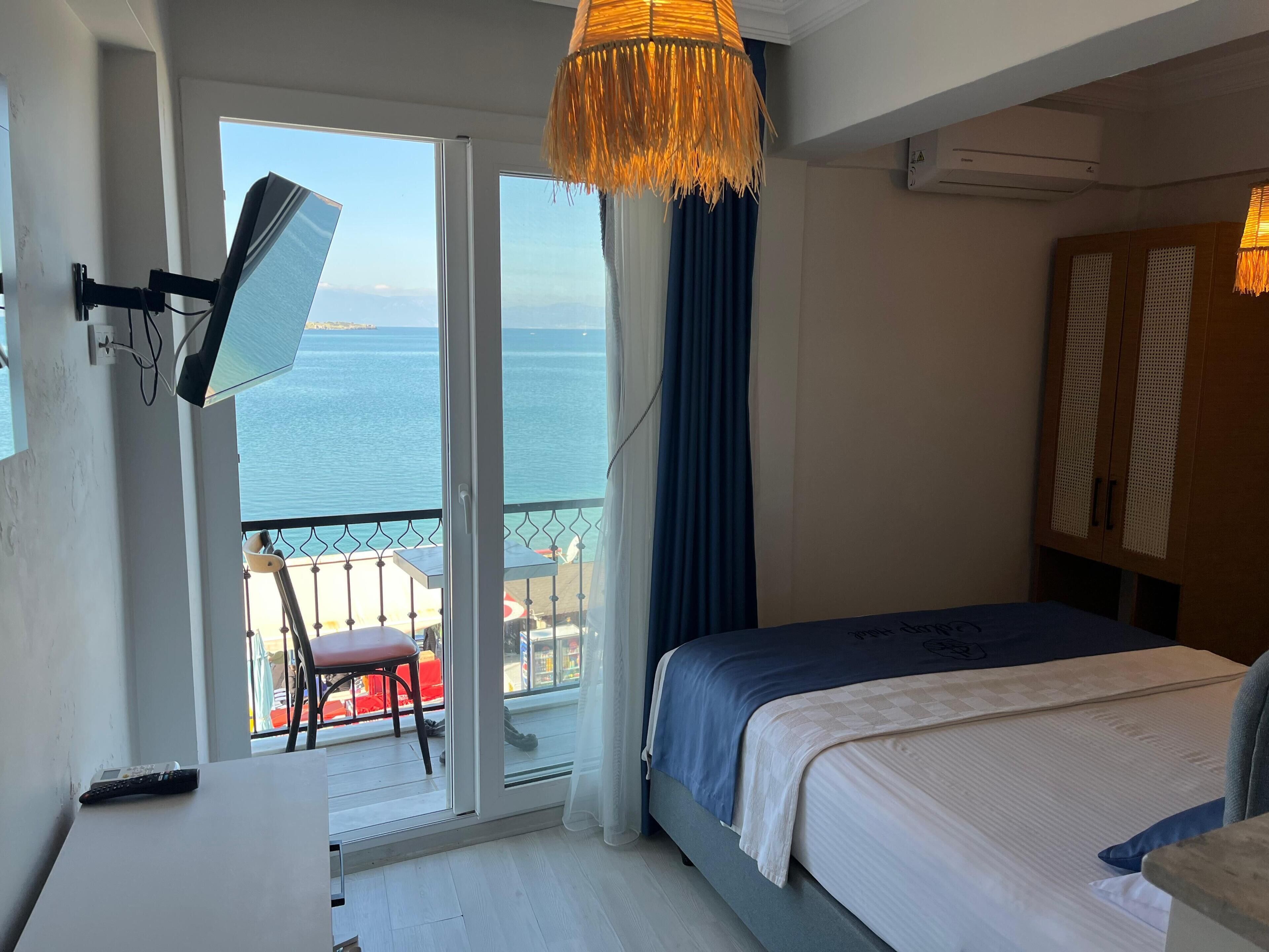 Superior Oda, Balkon, Deniz Manzaralı | Ücretsiz kablosuz İnternet 