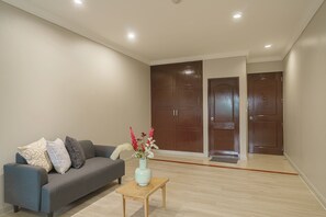 Comfort Double Room | Interior - Casa Amor (Krung Thep Maha Nakhon)