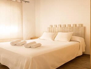 Căn hộ | 1 phòng ngủ, bộ trải giường 