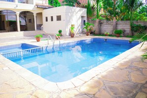 15 outdoor pools - Sungura Villa (Nakuru)