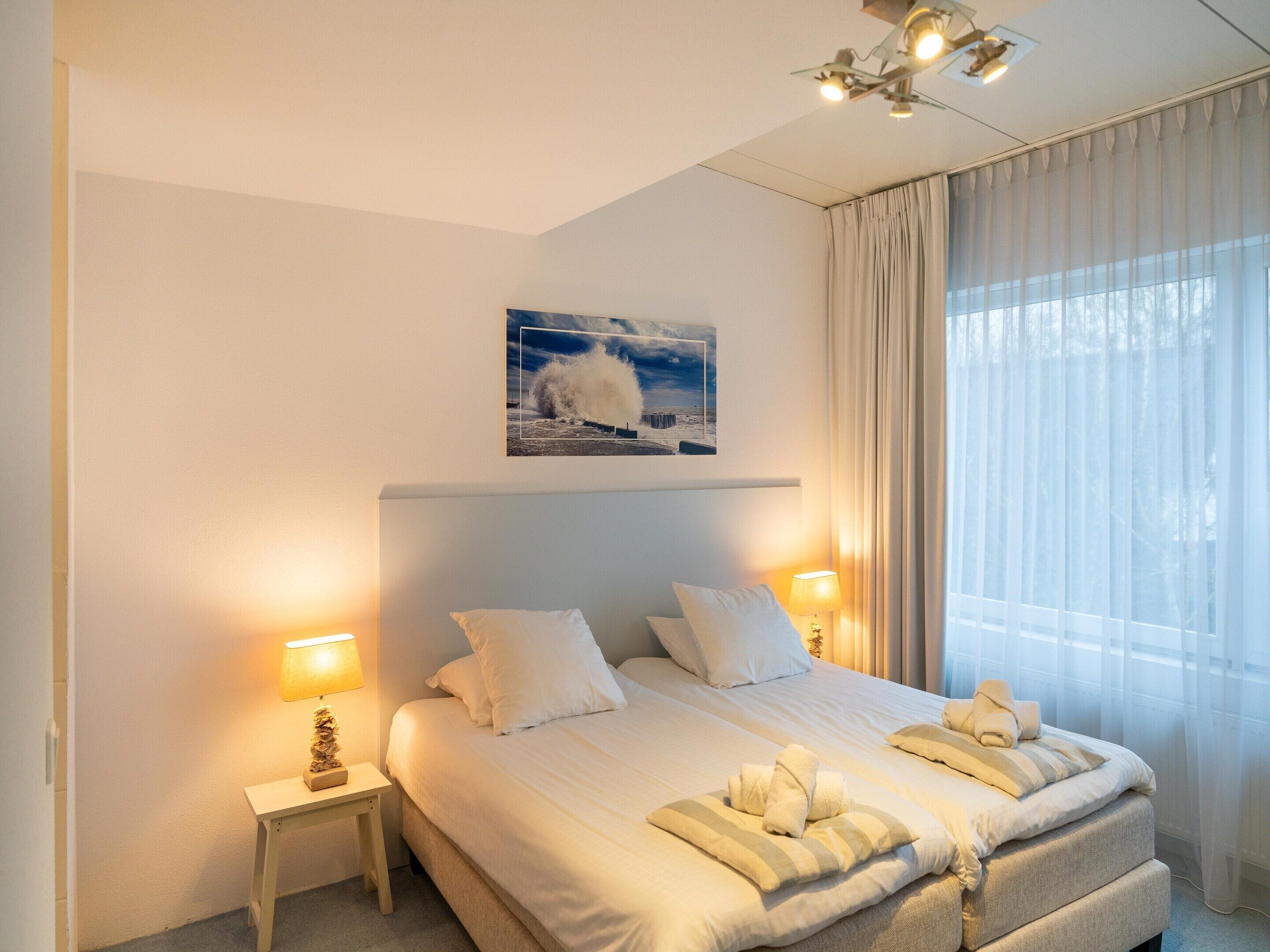 4 habitaciones, muebles diferentes y ropa de cama 