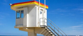 Maison moderne avec jardin – Proche plage