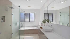 Bathroom - The Lake House - Serene Lakeside Setting (WAMBERAL)