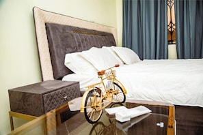 Room - Winners Executive Stays and Events Lodge (Oyibi)