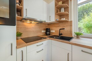 Kühlschrank, Ofen, Herdplatte, Geschirrspüler