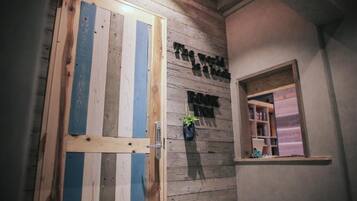 Gemeinsamer Schlafsaal, Gemischter Schlafsaal, Nichtraucher, Gemeinschaftsbad | Innenbereich