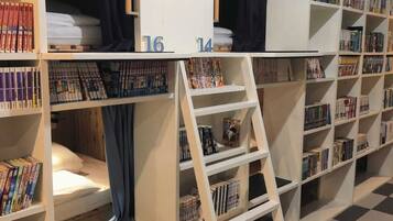 Shared Dormitory, Mixed Dorm, Non Smoking, Shared Bathroom | In-room safe, free WiFi