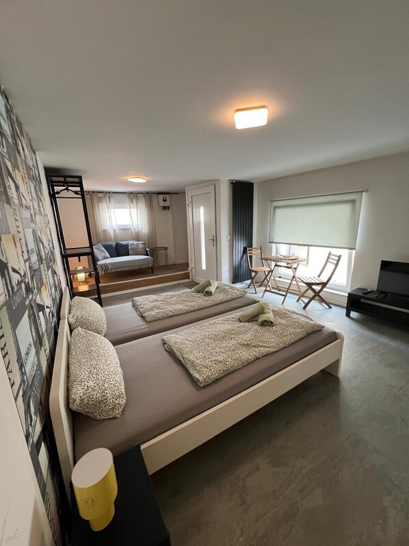 Bed sheets - Apartment for fitters/workmen (Laudenbach)