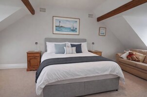 Cottage | 5 bedrooms, individually decorated, individually furnished, free WiFi