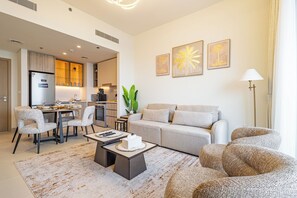 Télévision LED de 64 pouces avec chaînes par satellite