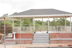 Property grounds - Bison Farm Stay (Gaganbavda)