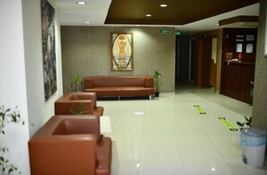 Lobby - ROYAL MUT OTEL (Mut)