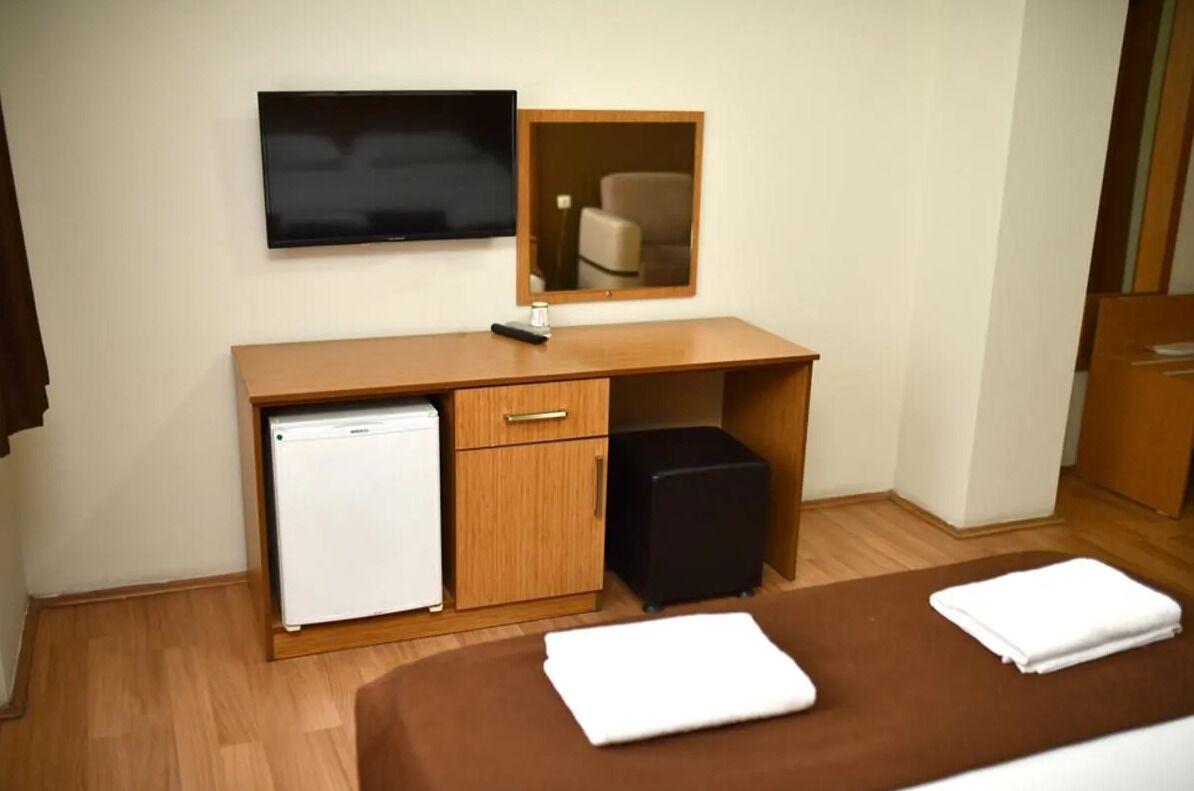 Desk, blackout drapes, iron/ironing board, free WiFi