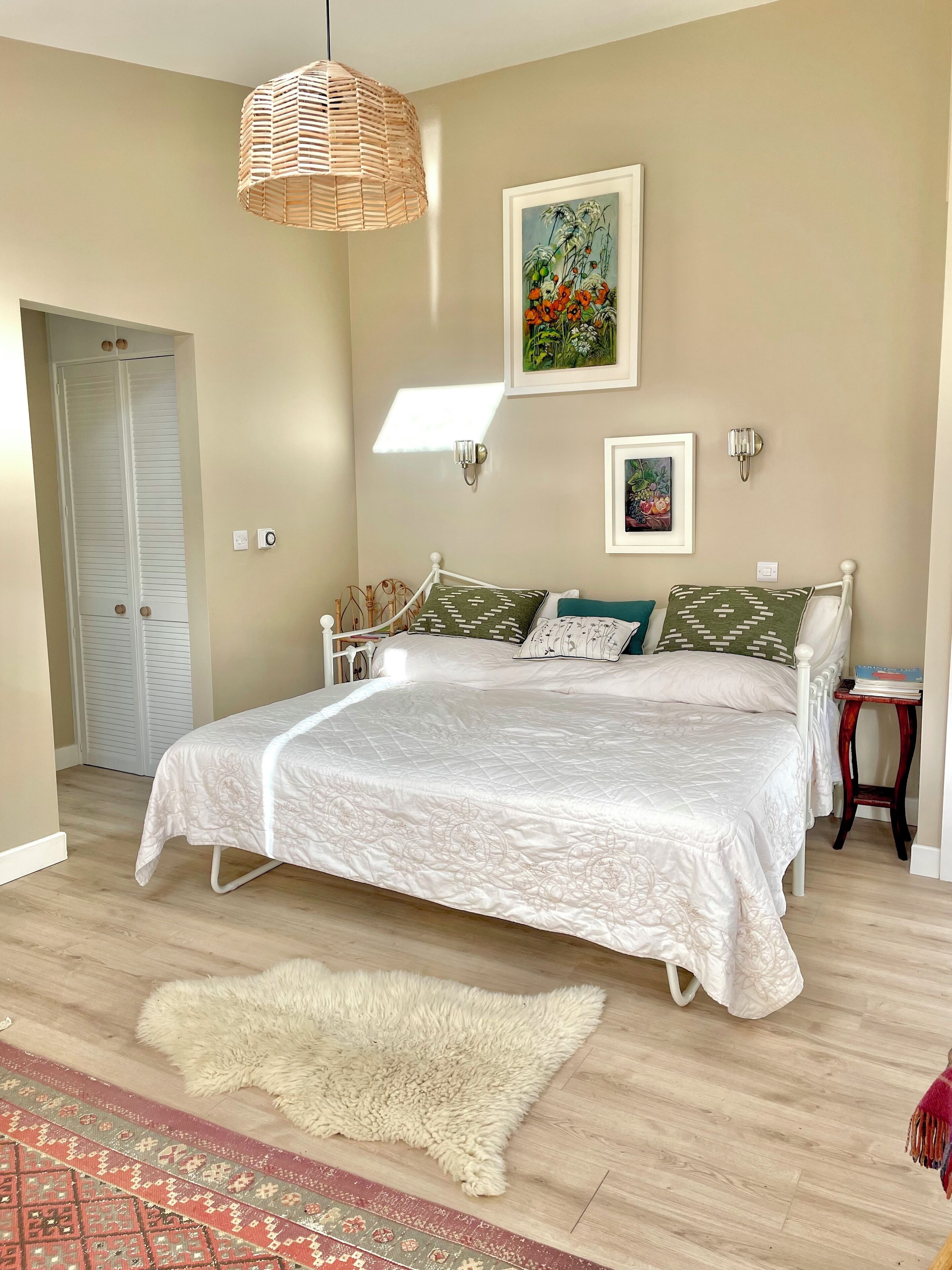 1 bedroom, iron/ironing board