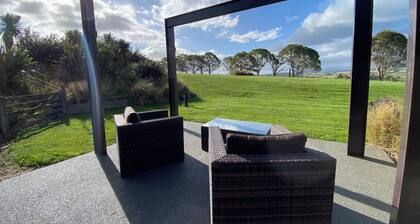 Luxury Private Guest Suite with Mountain Views