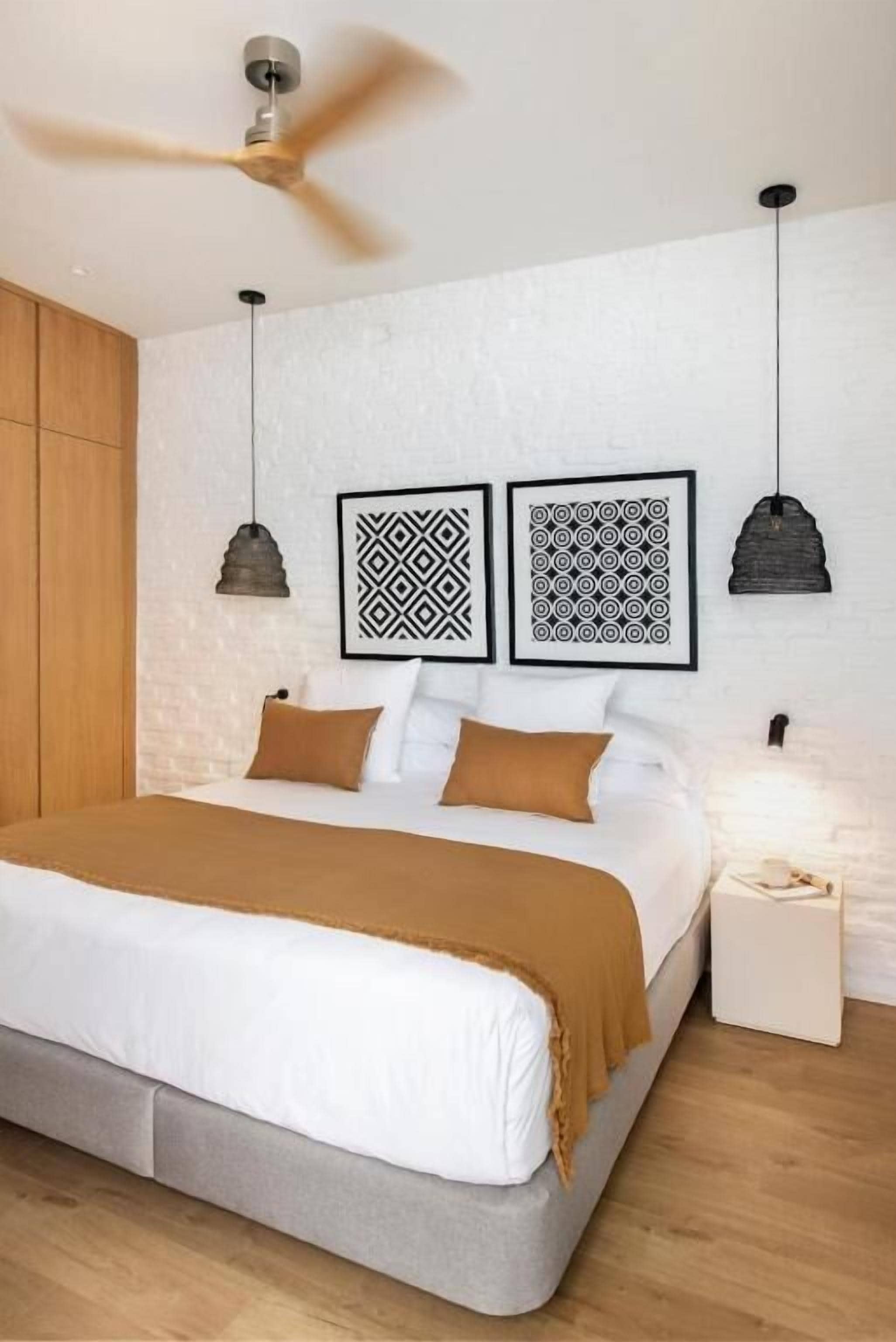 Deluxe House, Patio, City View | Free WiFi