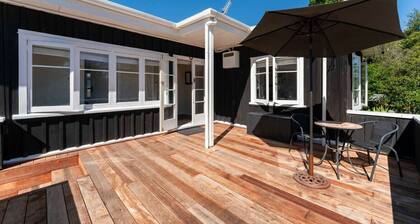 Wych Hazel - cute 2 bedroom cottage, cental Taupo
