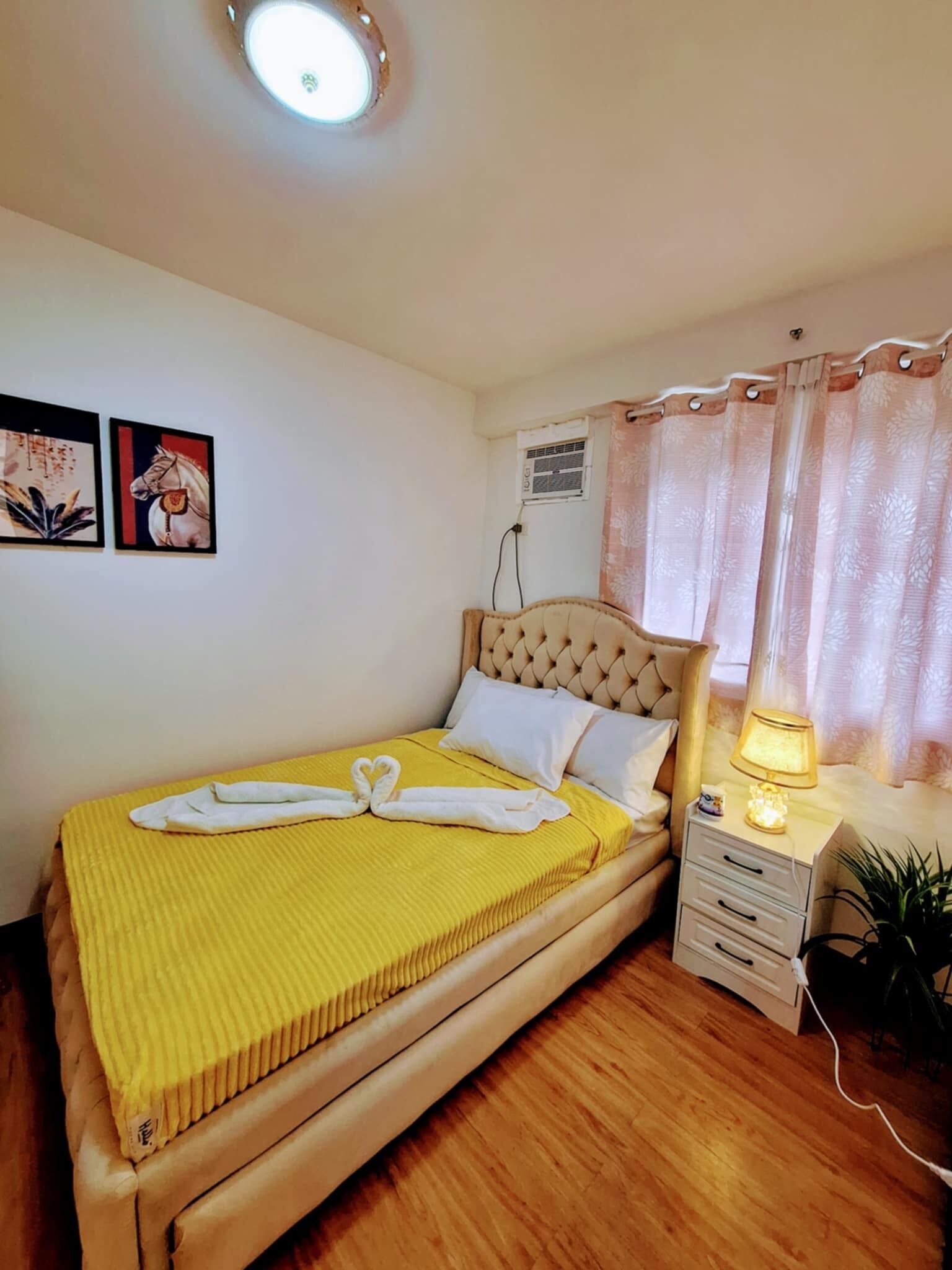 1 chambre, fer et planche à repasser, Wi-Fi, literie fournie