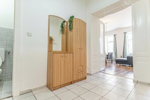 Habitació bàsica | Interior