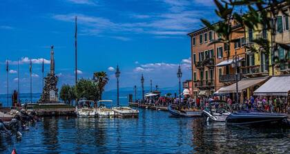 Alleinstehendes Ferienhaus mit privatem Pool, Sauna, W-LAN, Klimaanlage, TV, Innenhof, bei Verona