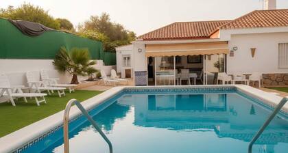 Luxury Family Chalet Near Seville