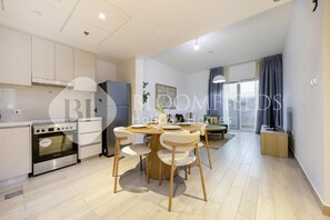 Leilighet, balkong | Spiseområde