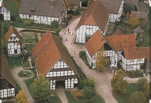 House | Pemandangan dari hartanah