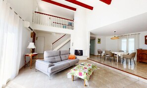 Living area - House in Canet-en-roussillon Near Beach (Canet-en-Roussillon)