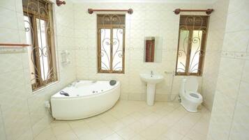 Family Suite, Balcony, City View | Bathroom | Slippers