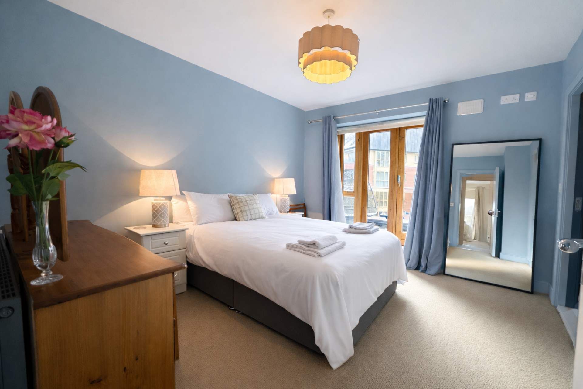 Internet, bed sheets